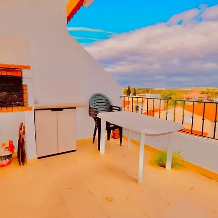 Estrada De, Urbanizacao,edificio Laranjal,apartment 18,vale Carro, 8200-596 Albufeira