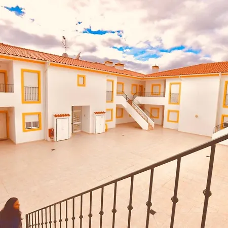 Estrada De, Urbanizacao,edificio Laranjal,apartment 18,vale Carro, 8200-596 Apartmán *